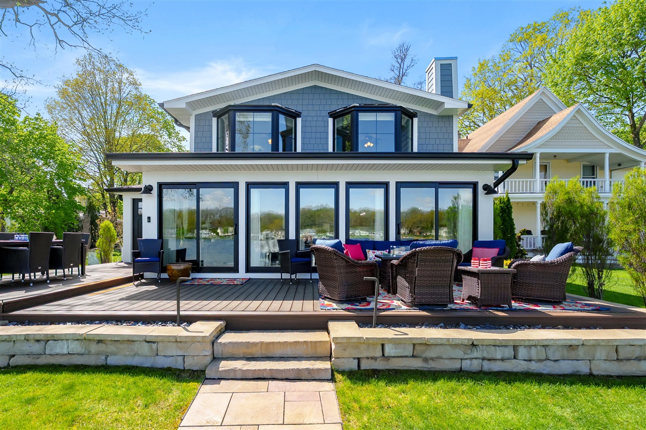 279 S Gull Lake Drive, Richland, MI, 49083