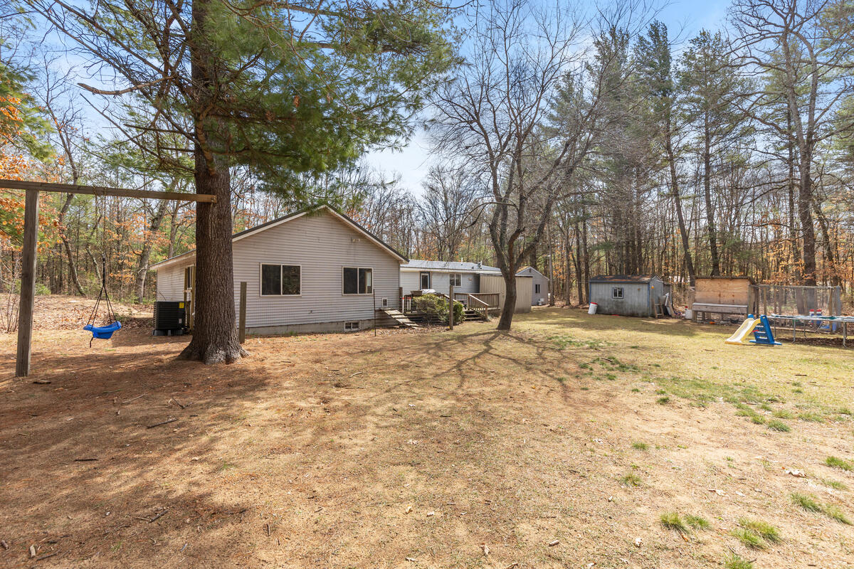 8233 Beech Avenue, Howard City, MI, 49329-9086