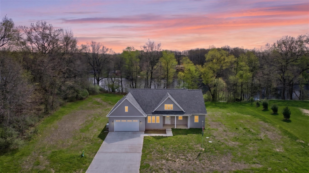 6313 Sweet Clover Hills Drive, Jonesville, MI, 49250-9123