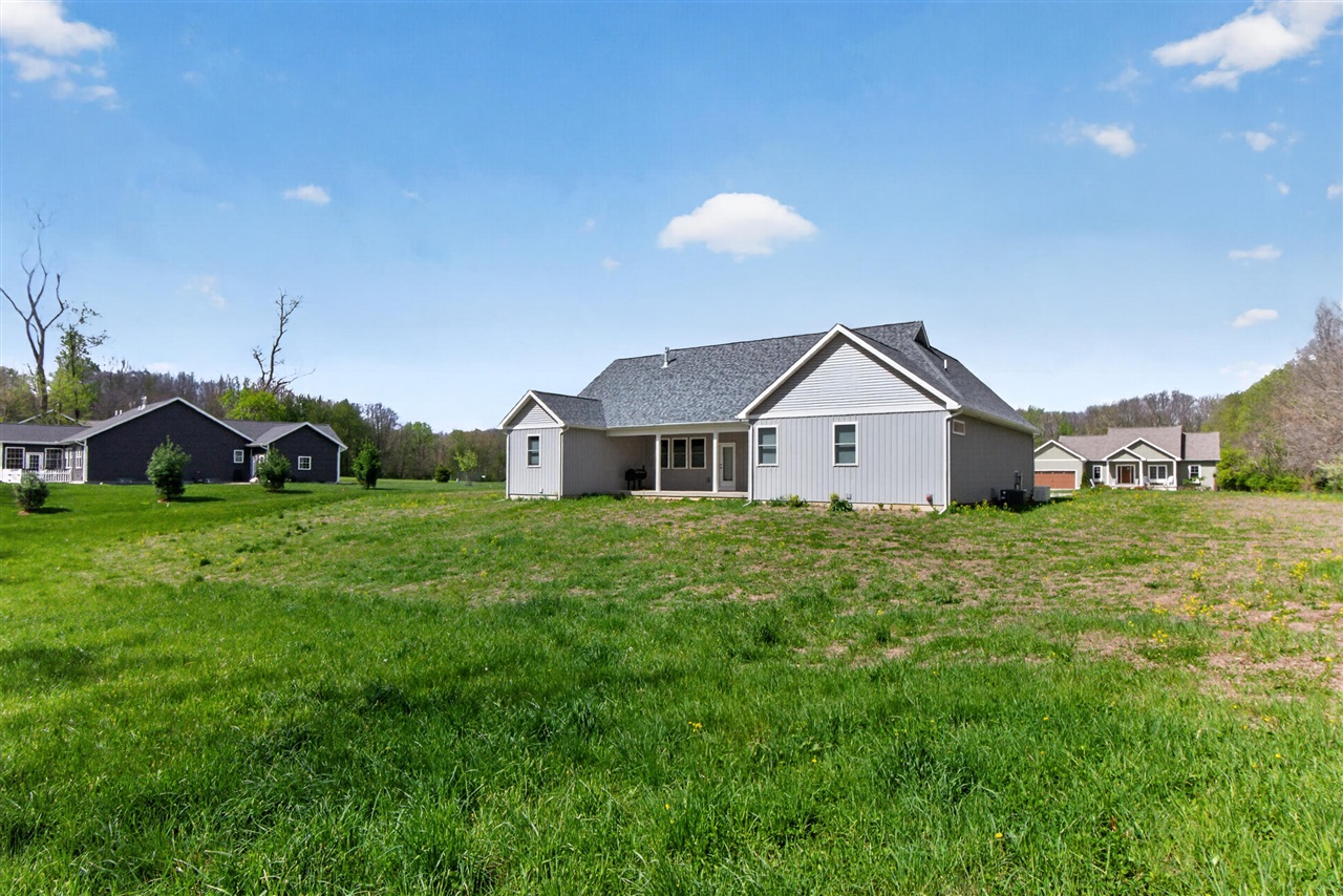 6313 Sweet Clover Hills Drive, Jonesville, MI, 49250-9123