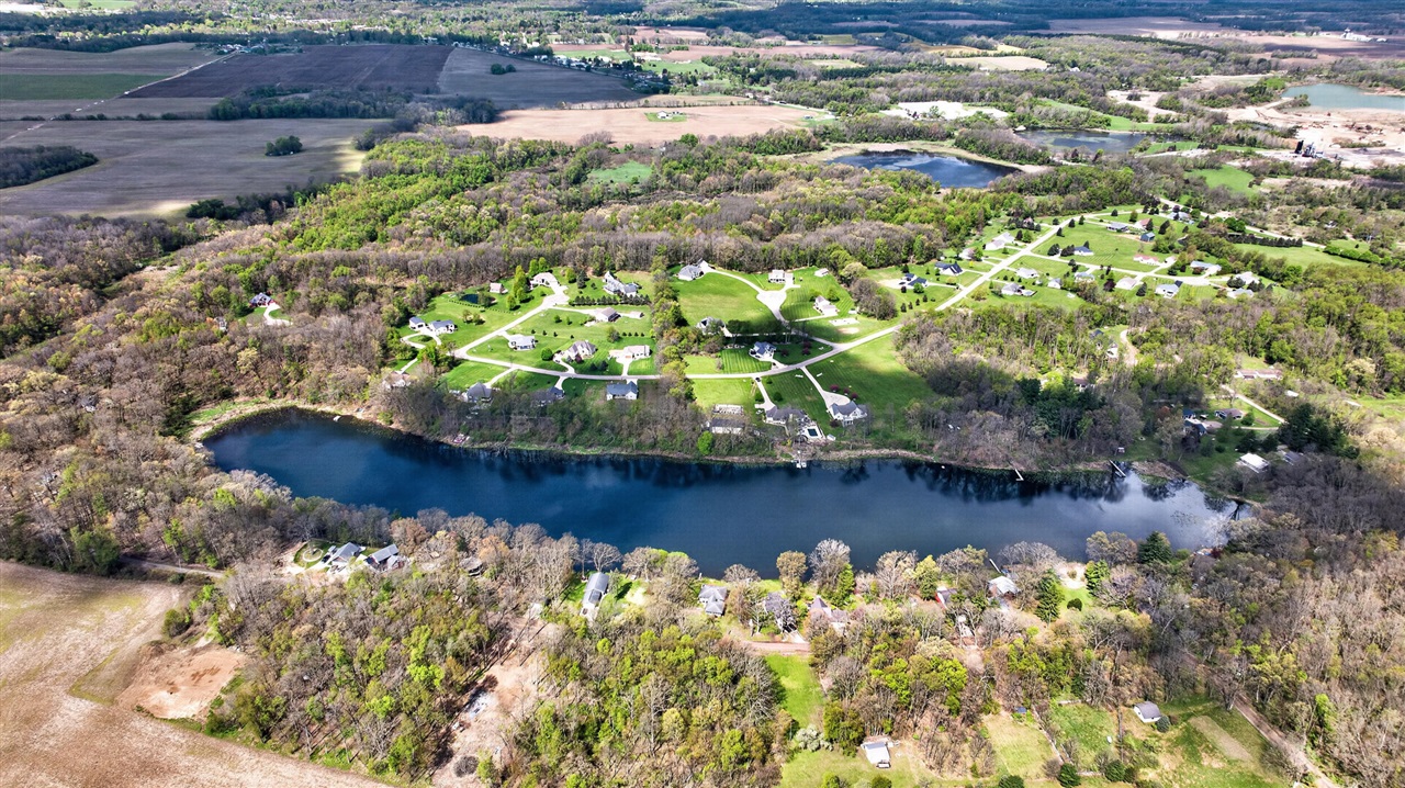 6313 Sweet Clover Hills Drive, Jonesville, MI, 49250-9123