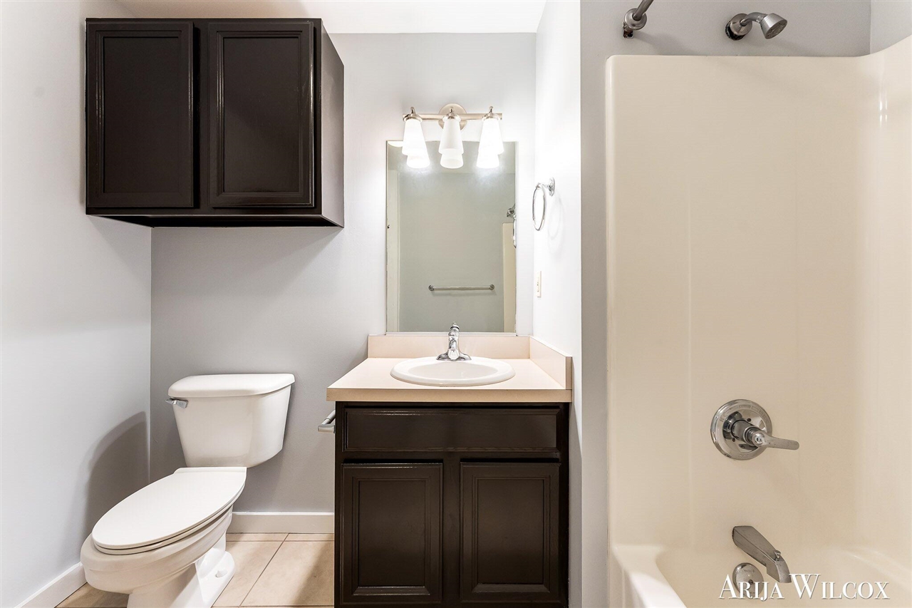 940 Monroe Avenue UNIT&nbsp;531, Grand Rapids, MI, 49503-1489