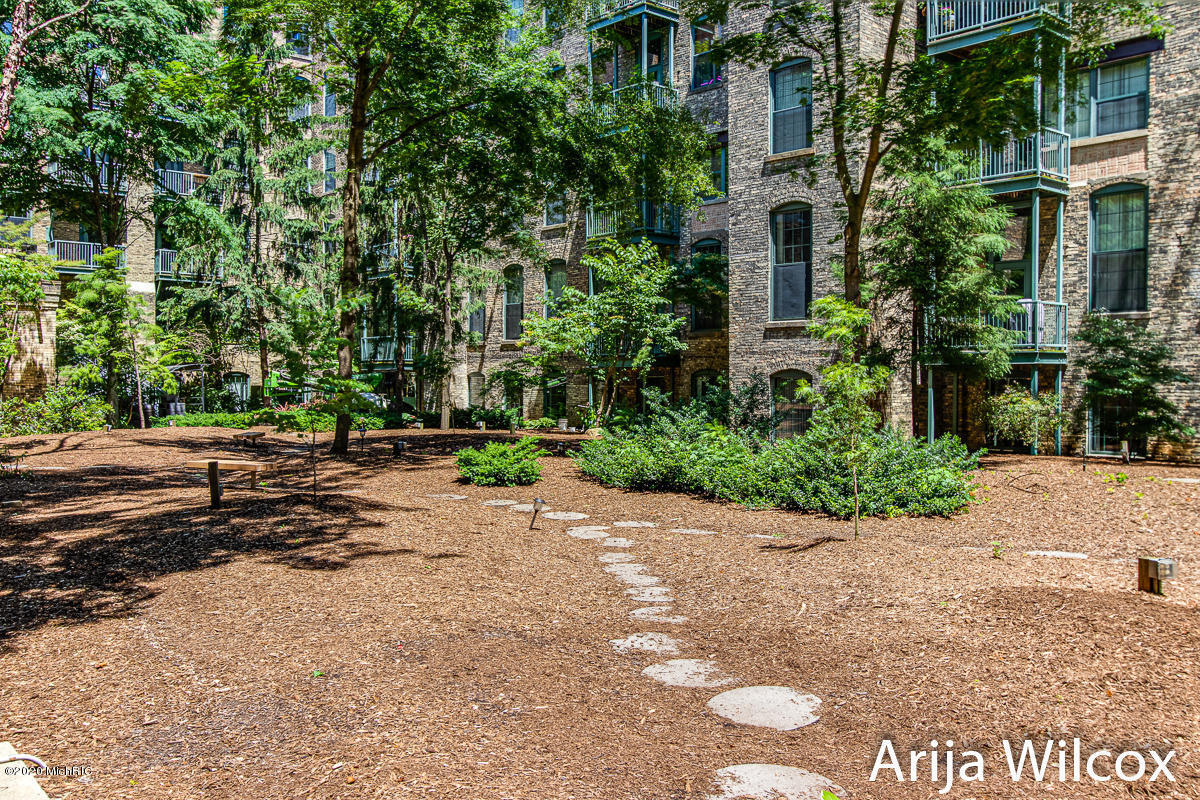940 Monroe Avenue UNIT&nbsp;531, Grand Rapids, MI, 49503-1489