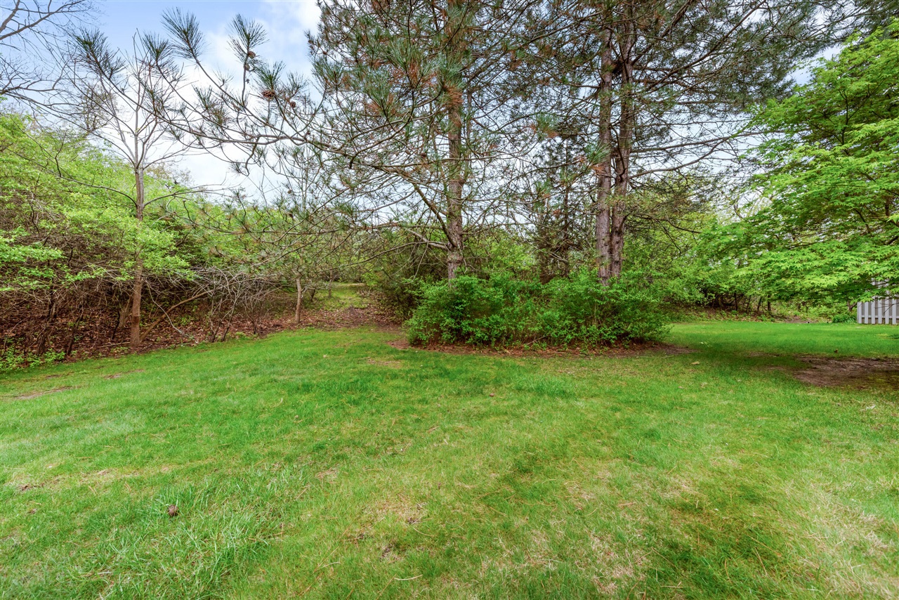 618 Watersedge Drive, Ann Arbor, MI, 48105-2515