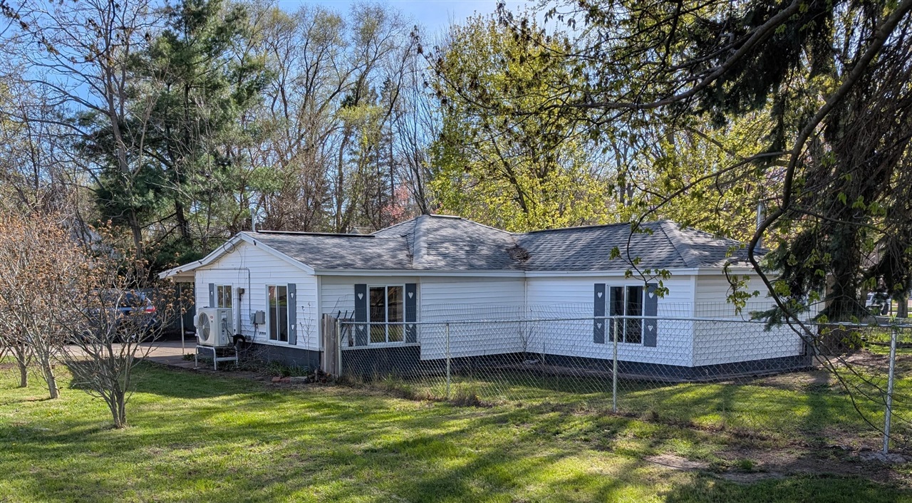 2215 Dowd Street, Muskegon, MI, 49441