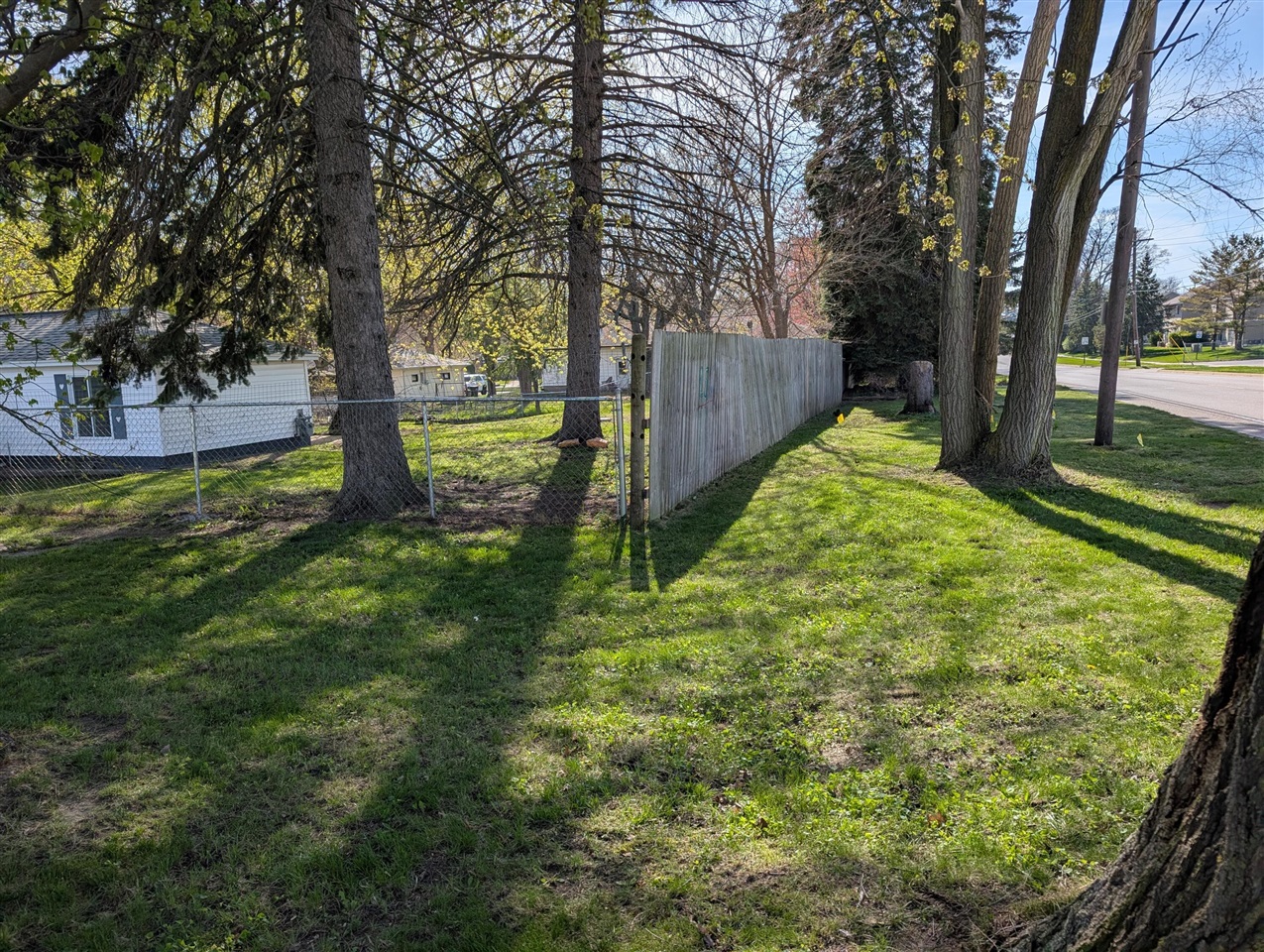 2215 Dowd Street, Muskegon, MI, 49441
