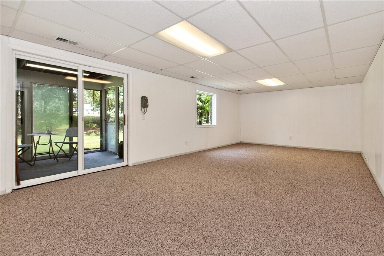 1339 W Marquette Woods Road, Saint Joseph, MI, 49085-9772