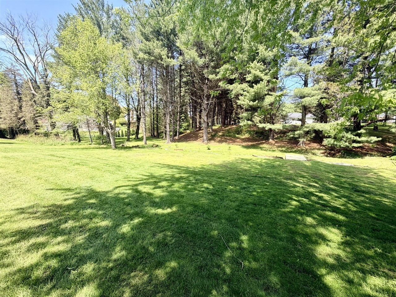 1339 W Marquette Woods Road, Saint Joseph, MI, 49085-9772