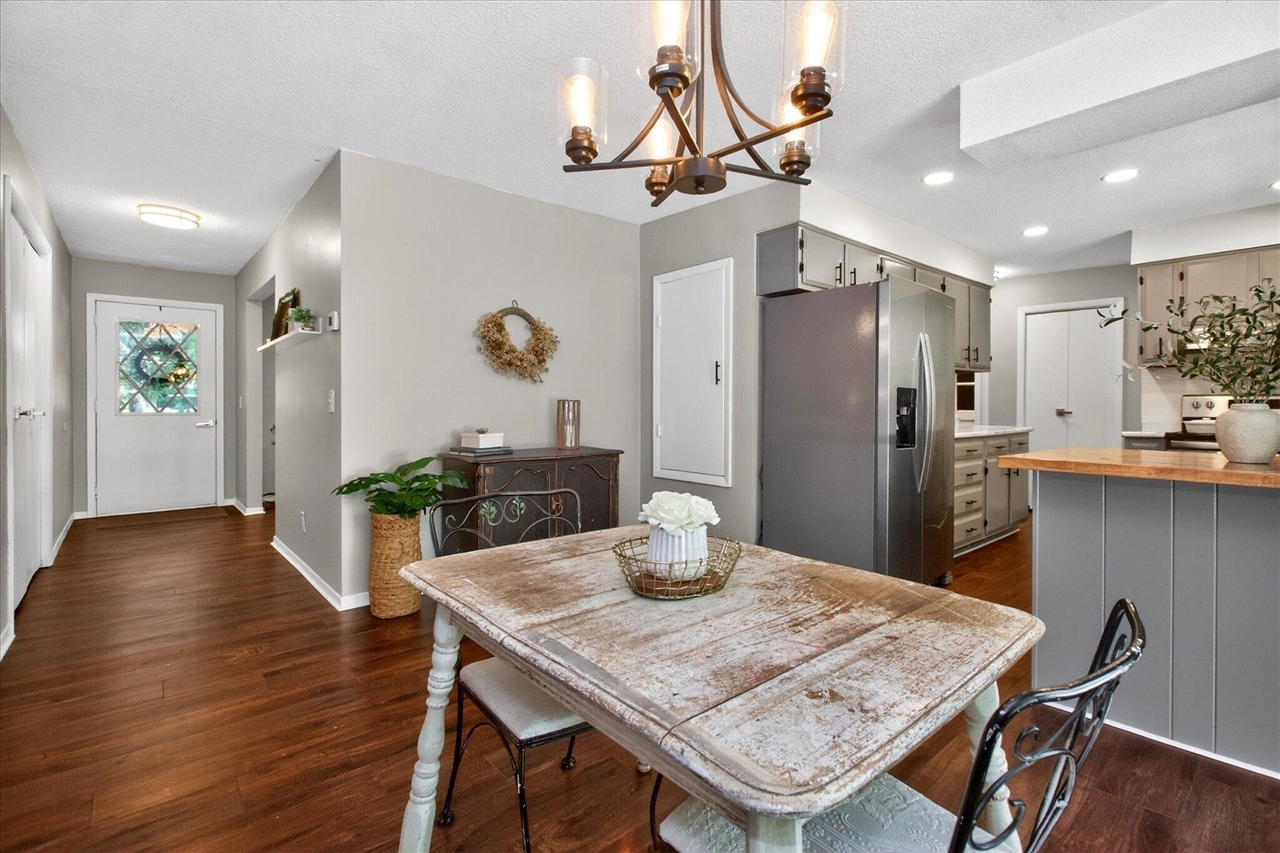 1339 W Marquette Woods Road, Saint Joseph, MI, 49085-9772