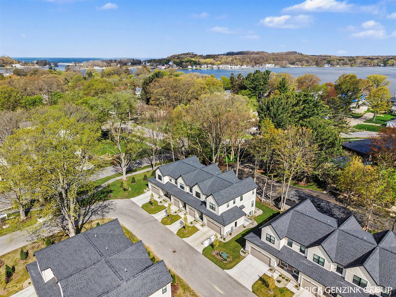 1993 N Shorewood Lane, Holland, MI, 49423
