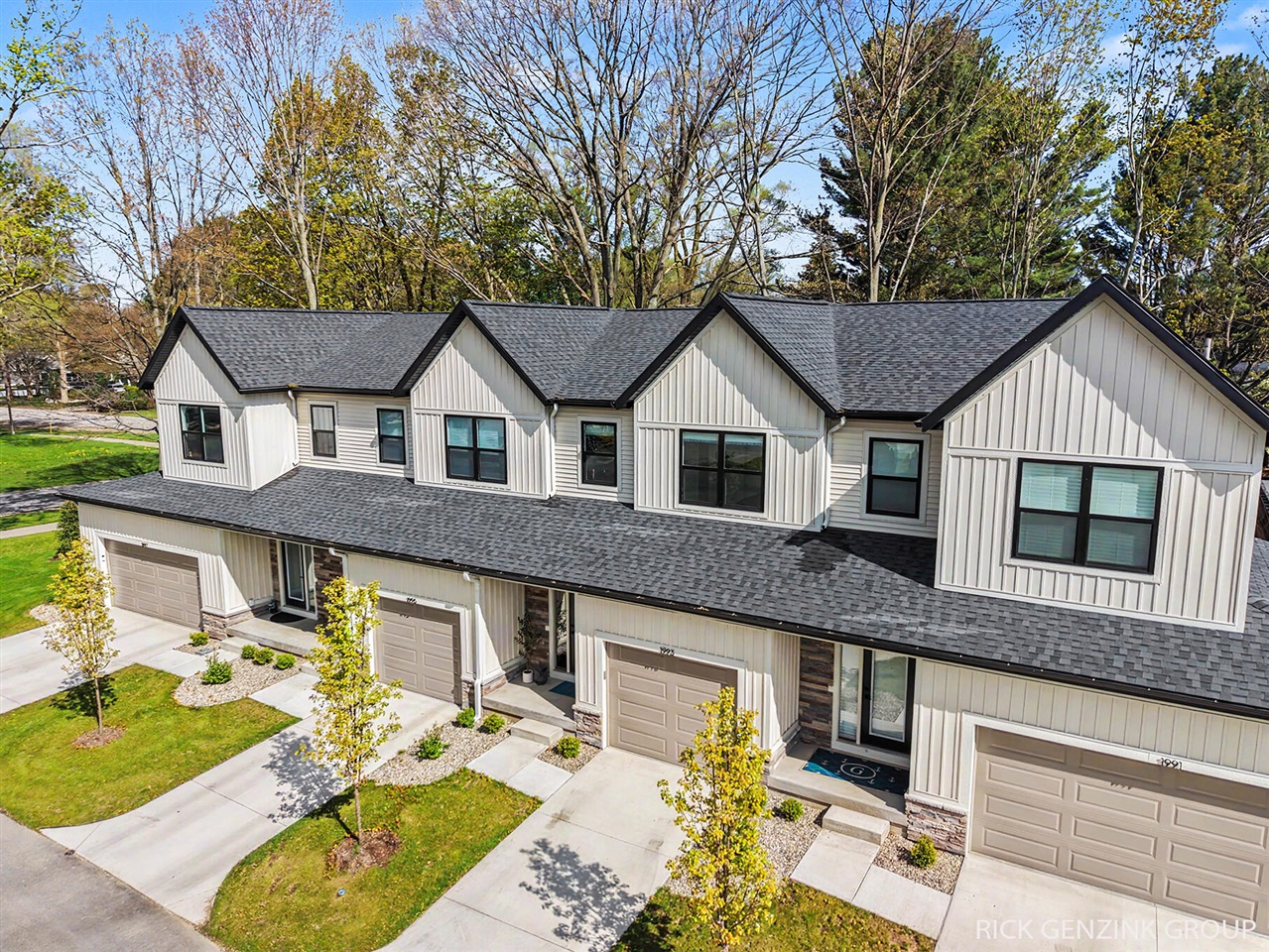 1993 N Shorewood Lane, Holland, MI, 49423