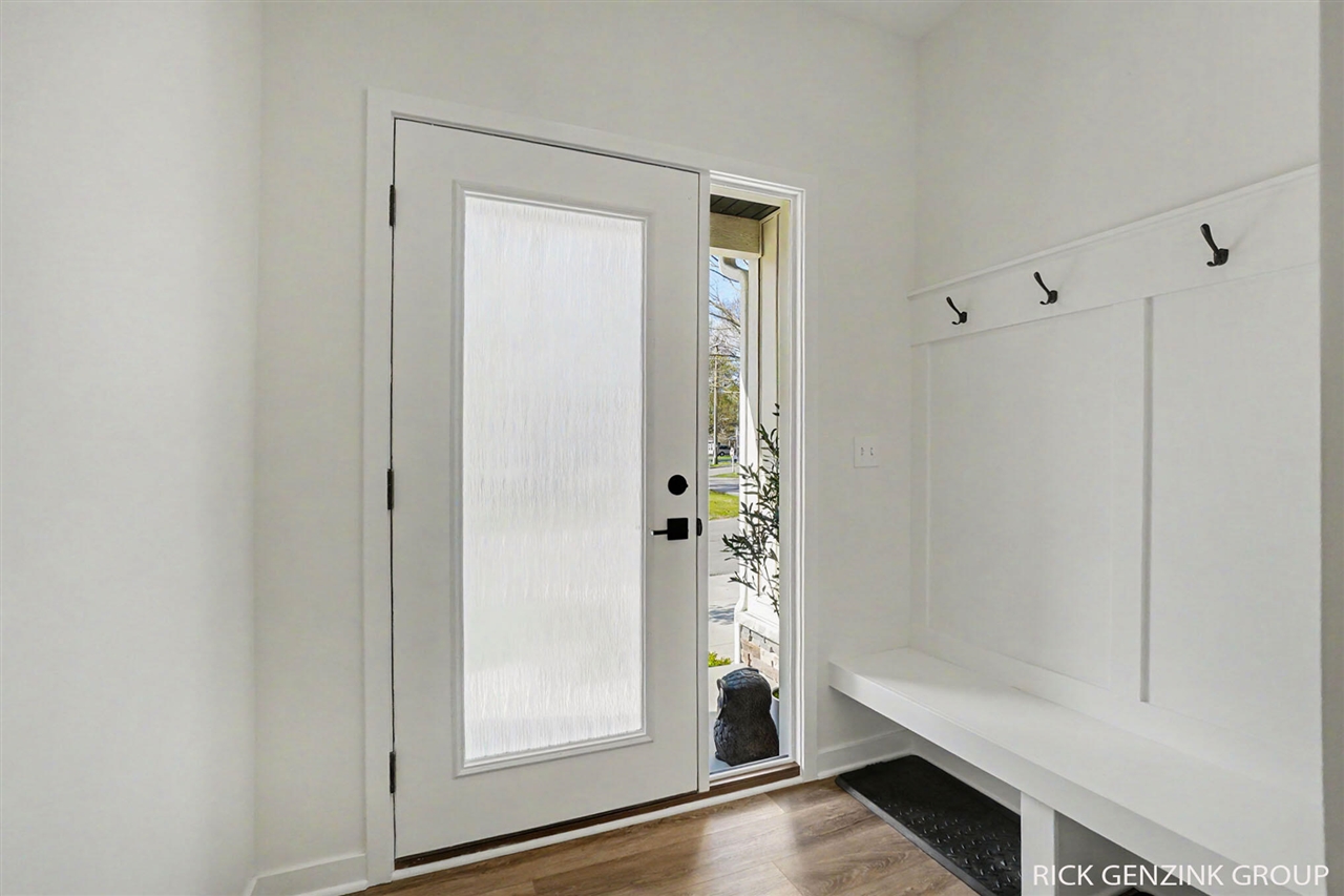 1993 N Shorewood Lane, Holland, MI, 49423