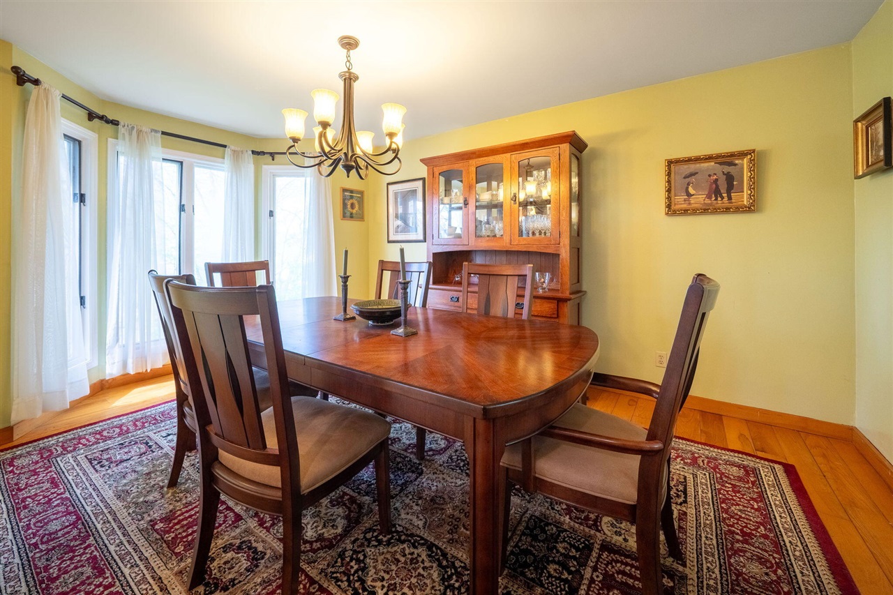 2551 Riveredge Drive, Grand Rapids, MI, 49546-7450