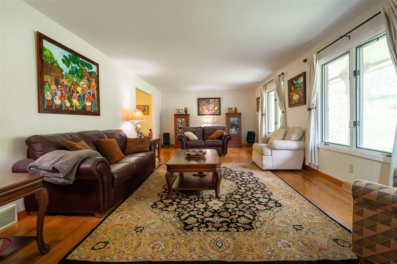 2551 Riveredge Drive, Grand Rapids, MI, 49546-7450