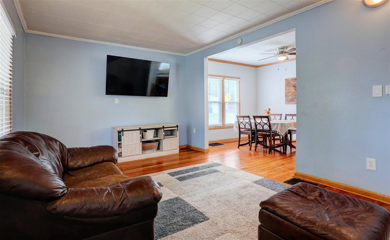 300 Grand Street, Allegan, MI, 49010-1114