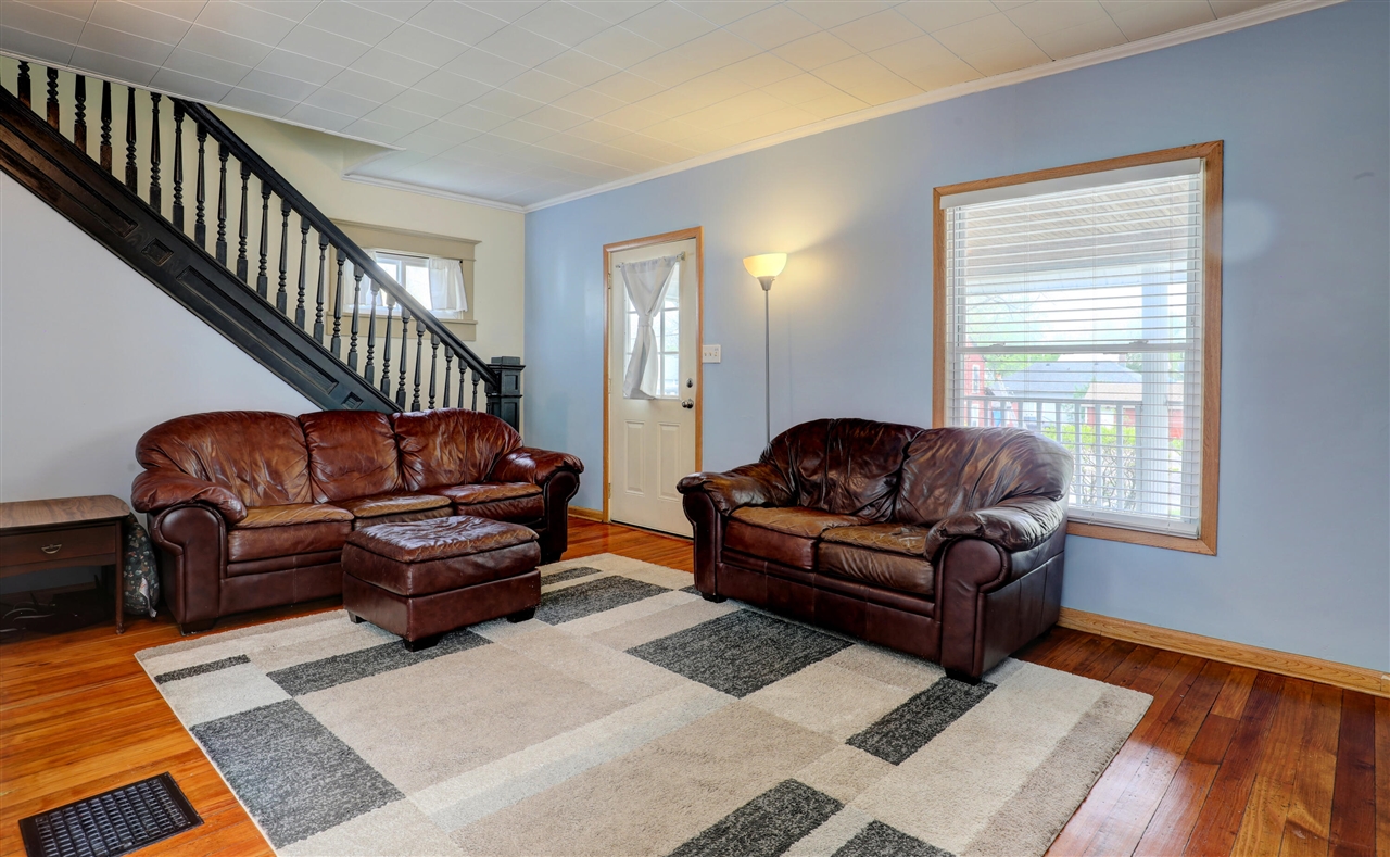 300 Grand Street, Allegan, MI, 49010-1114