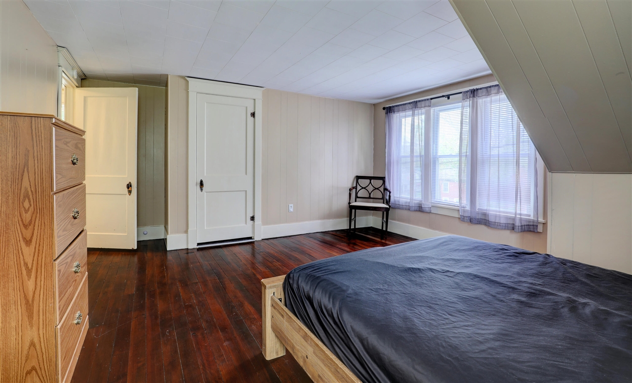 300 Grand Street, Allegan, MI, 49010-1114