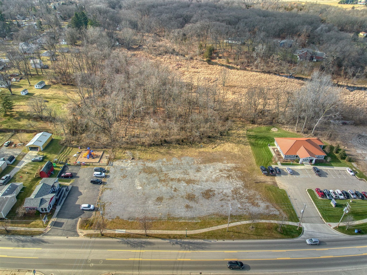 1st image of 404 N Main St, Brooklyn, MI 49230 | MLS# 70529058