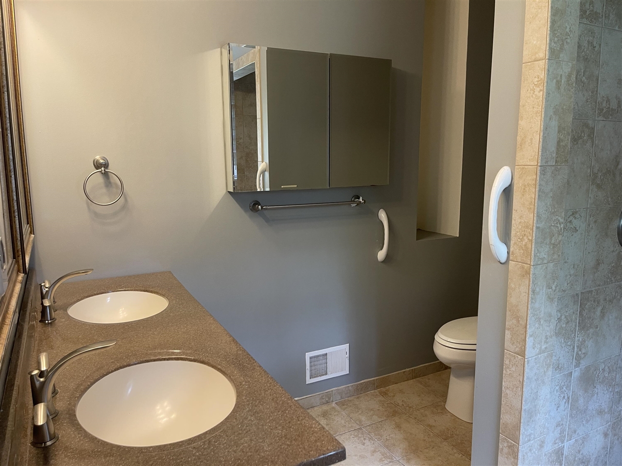 113 Beacon Ridge Drive, Battle Creek, MI, 49017-5487
