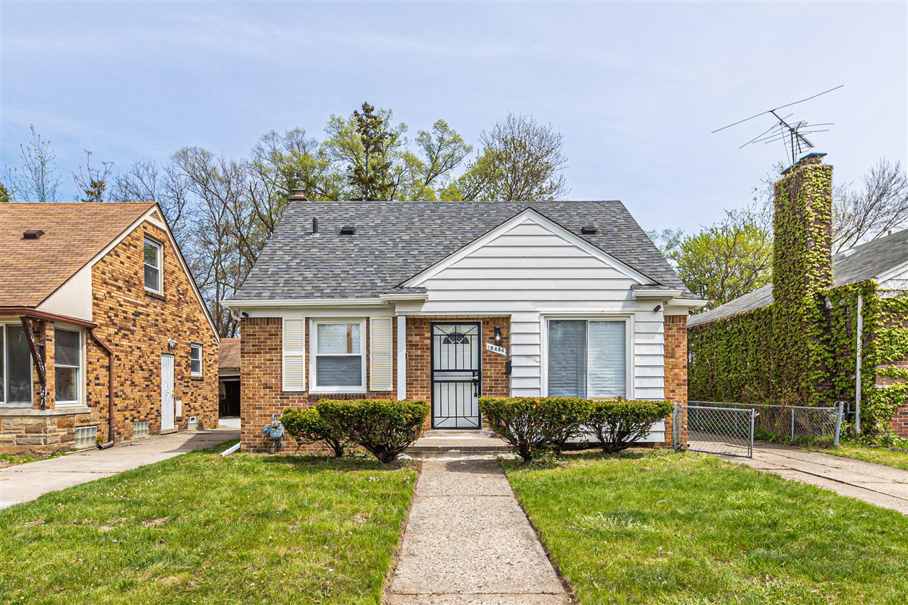 18484 Warwick Street, Detroit, MI, 48219-2819