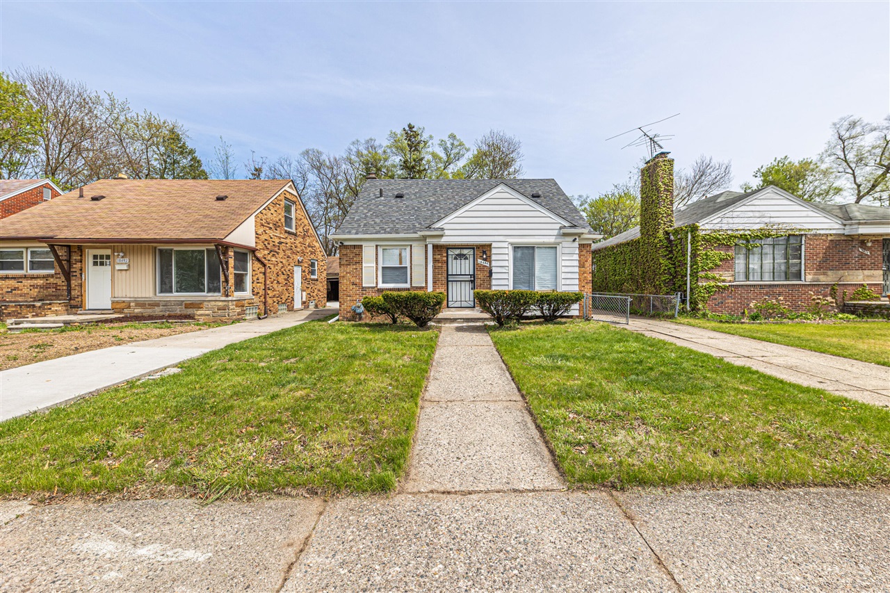 18484 Warwick Street, Detroit, MI, 48219-2819