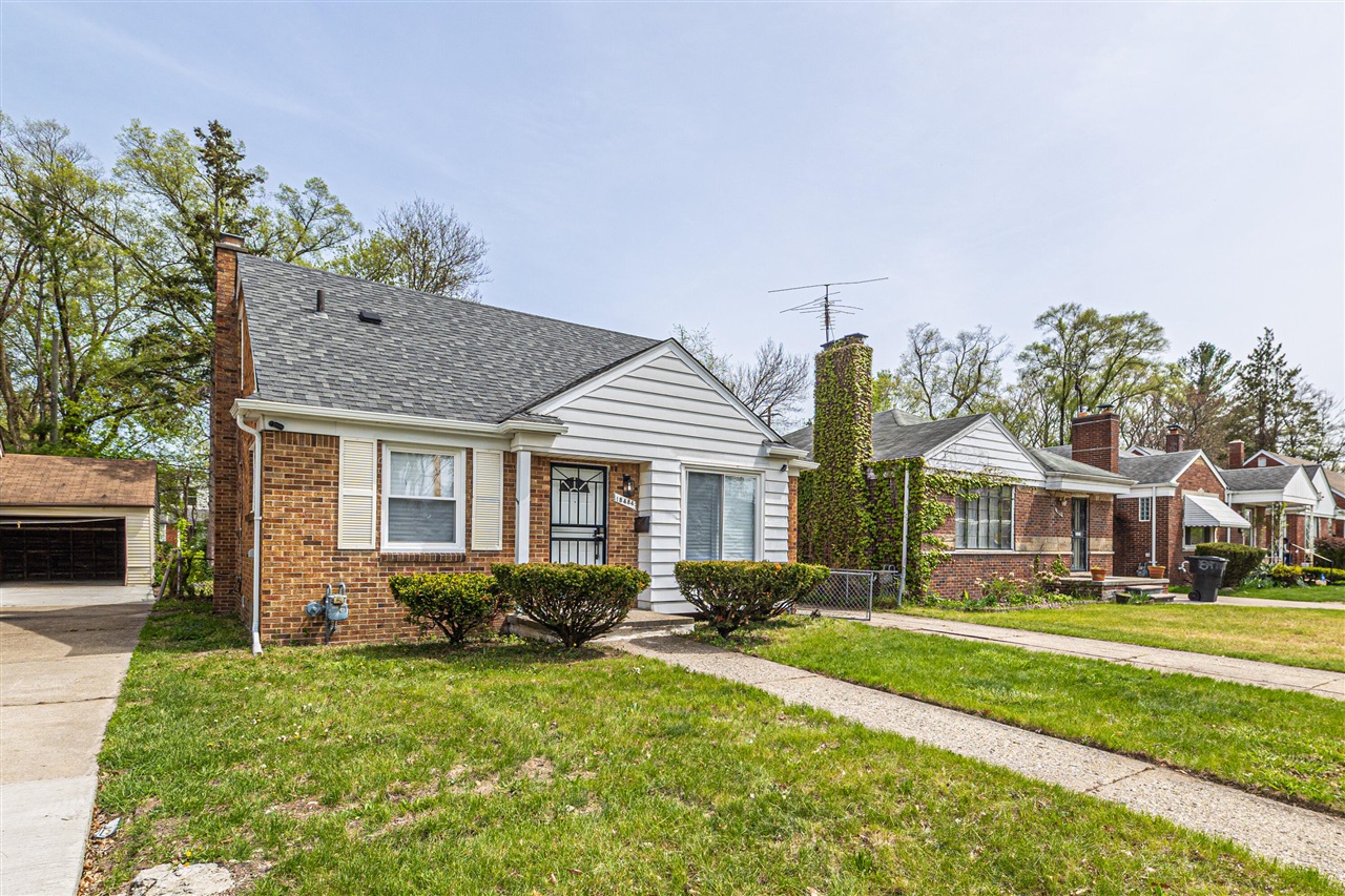 18484 Warwick Street, Detroit, MI, 48219-2819
