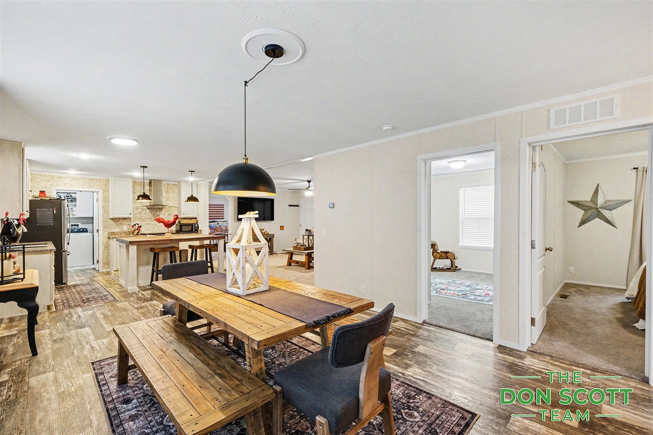 1480 Red Oak Lane, Belmont, MI, 49306