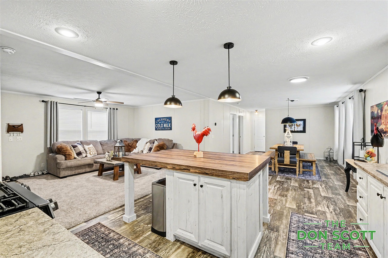1480 Red Oak Lane, Belmont, MI, 49306