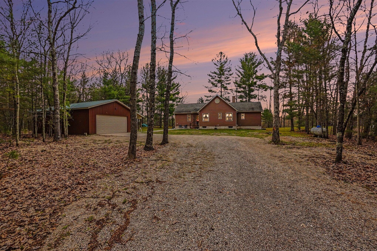 4985 White Pine Drive, Manistee, MI, 49660-9209