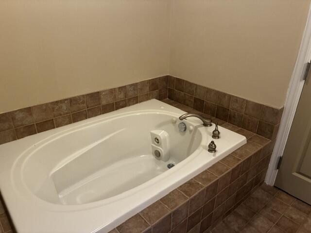 260 Snyder Avenue, Ann Arbor, MI, 48103-5563