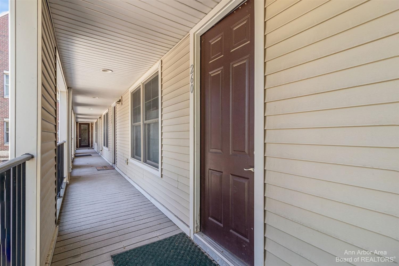 260 Snyder Avenue, Ann Arbor, MI, 48103-5563