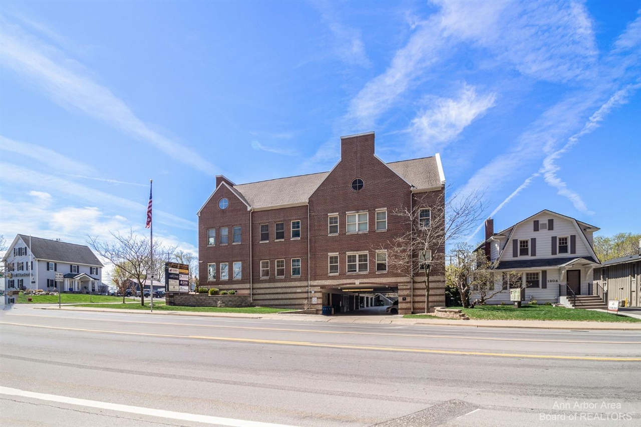 260 Snyder Avenue, Ann Arbor, MI, 48103-5563