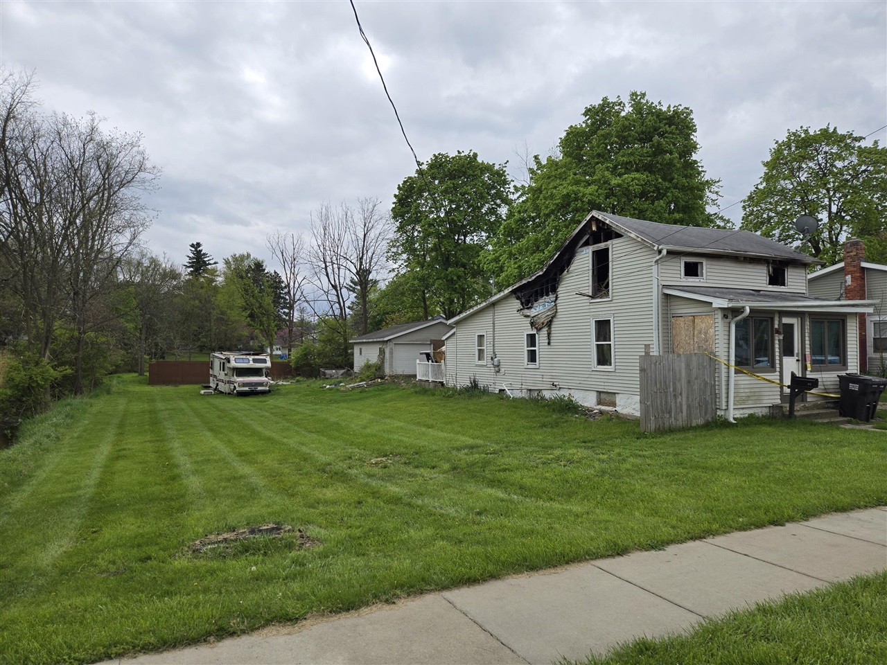 Homes for sale in Hillsdale, MI | 64 Spring St, Hillsdale, MI 49242 | MLS# 70529171