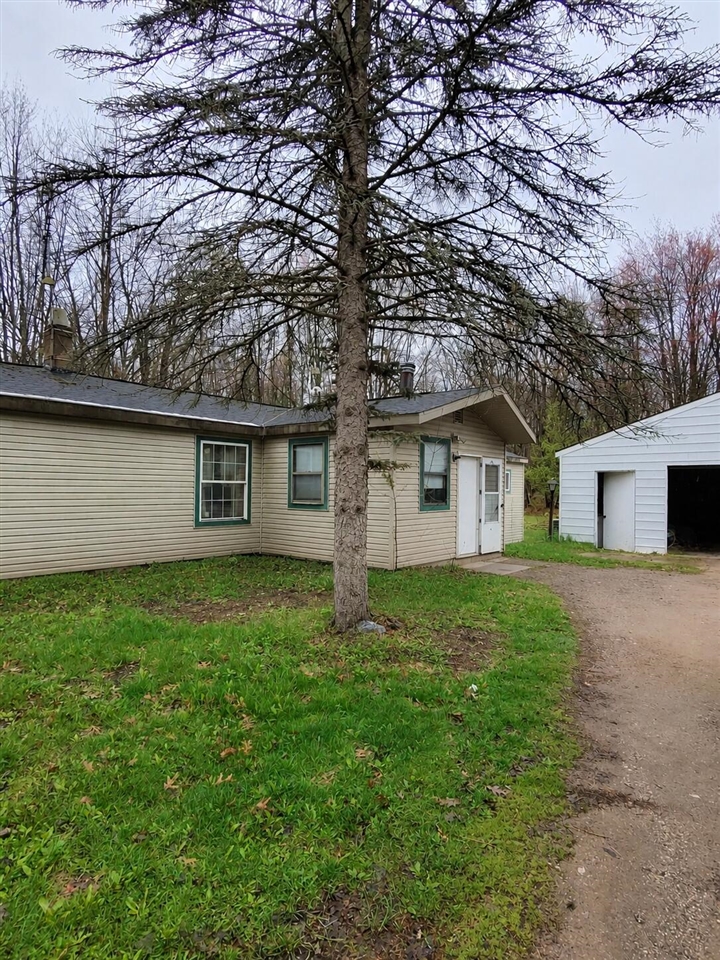 2995 S Tyndall Road, Branch, MI, 49402
