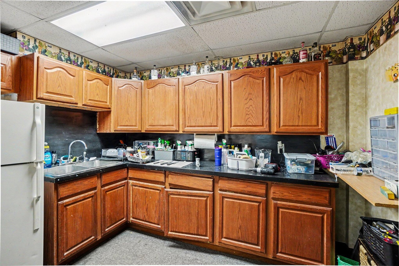 1090 S Getty Street, Muskegon, MI, 49442
