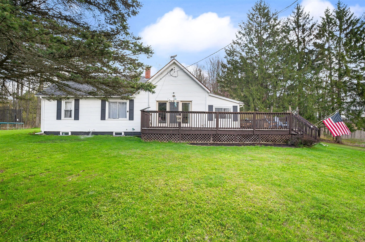 16404 12 Mile Road, Leroy, MI, 49655-8038