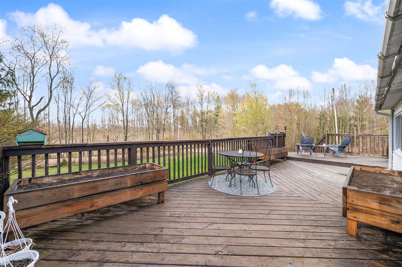 16404 12 Mile Road, Leroy, MI, 49655-8038