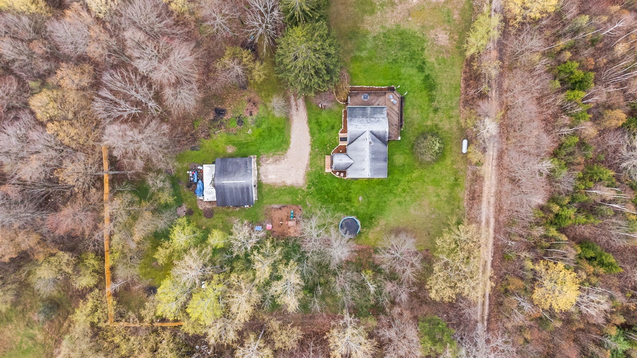 16404 12 Mile Road, Leroy, MI, 49655-8038