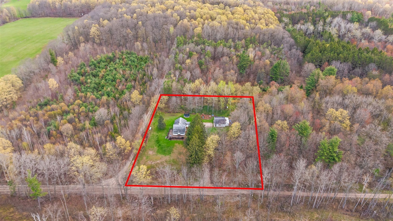16404 12 Mile Road, Leroy, MI, 49655-8038