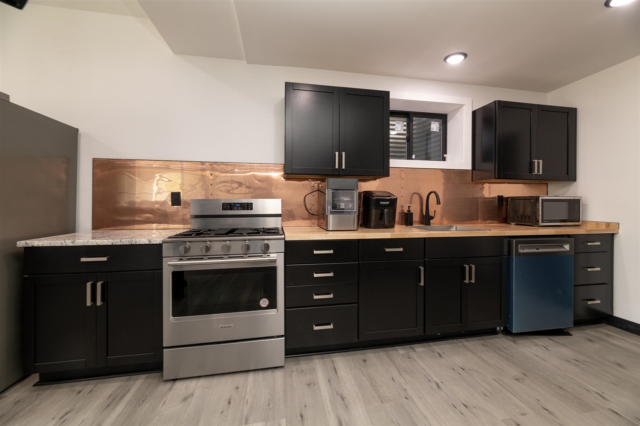 10771 N 47th Street, Augusta, MI, 49012-9637