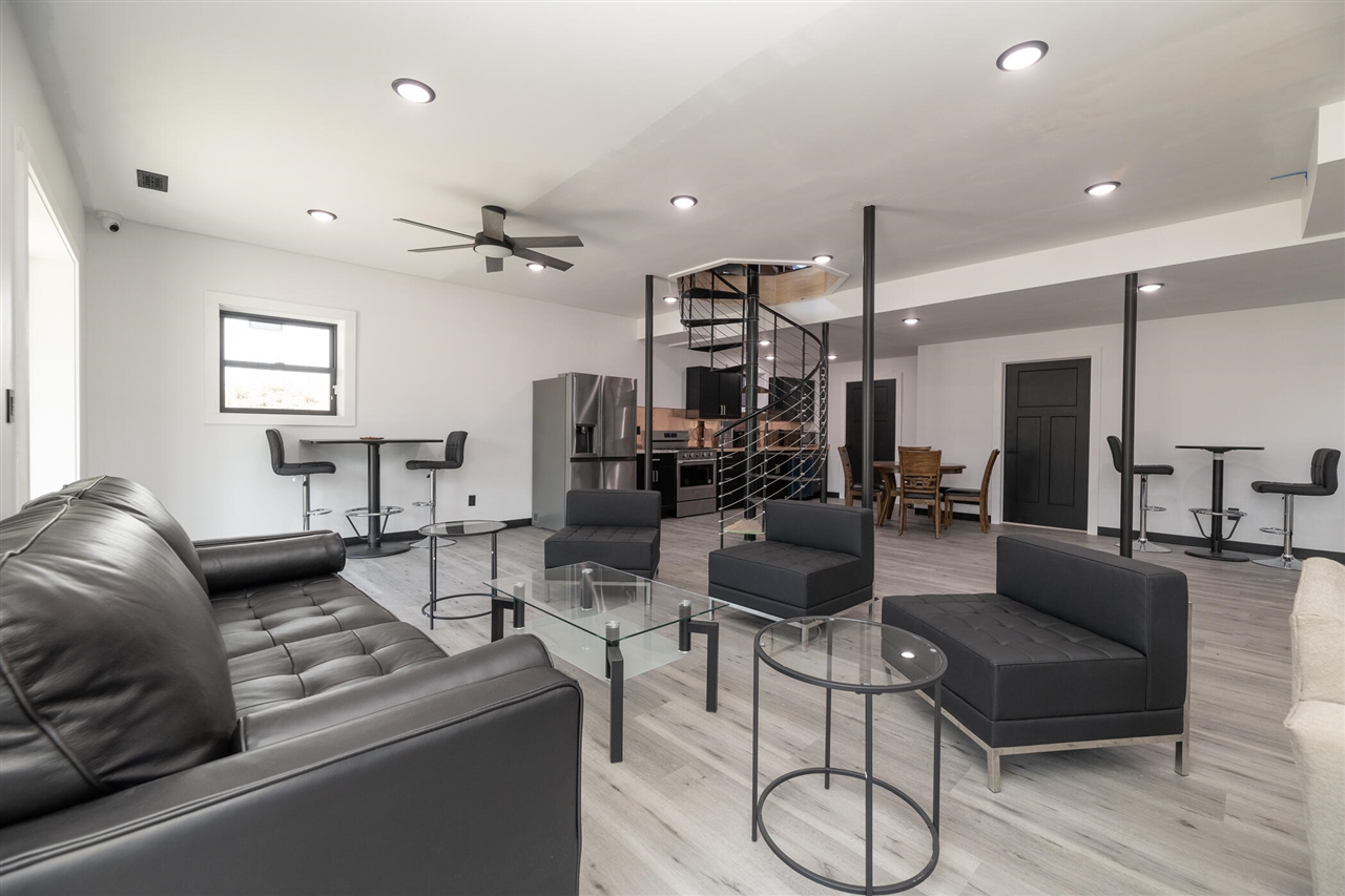 10771 N 47th Street, Augusta, MI, 49012-9637