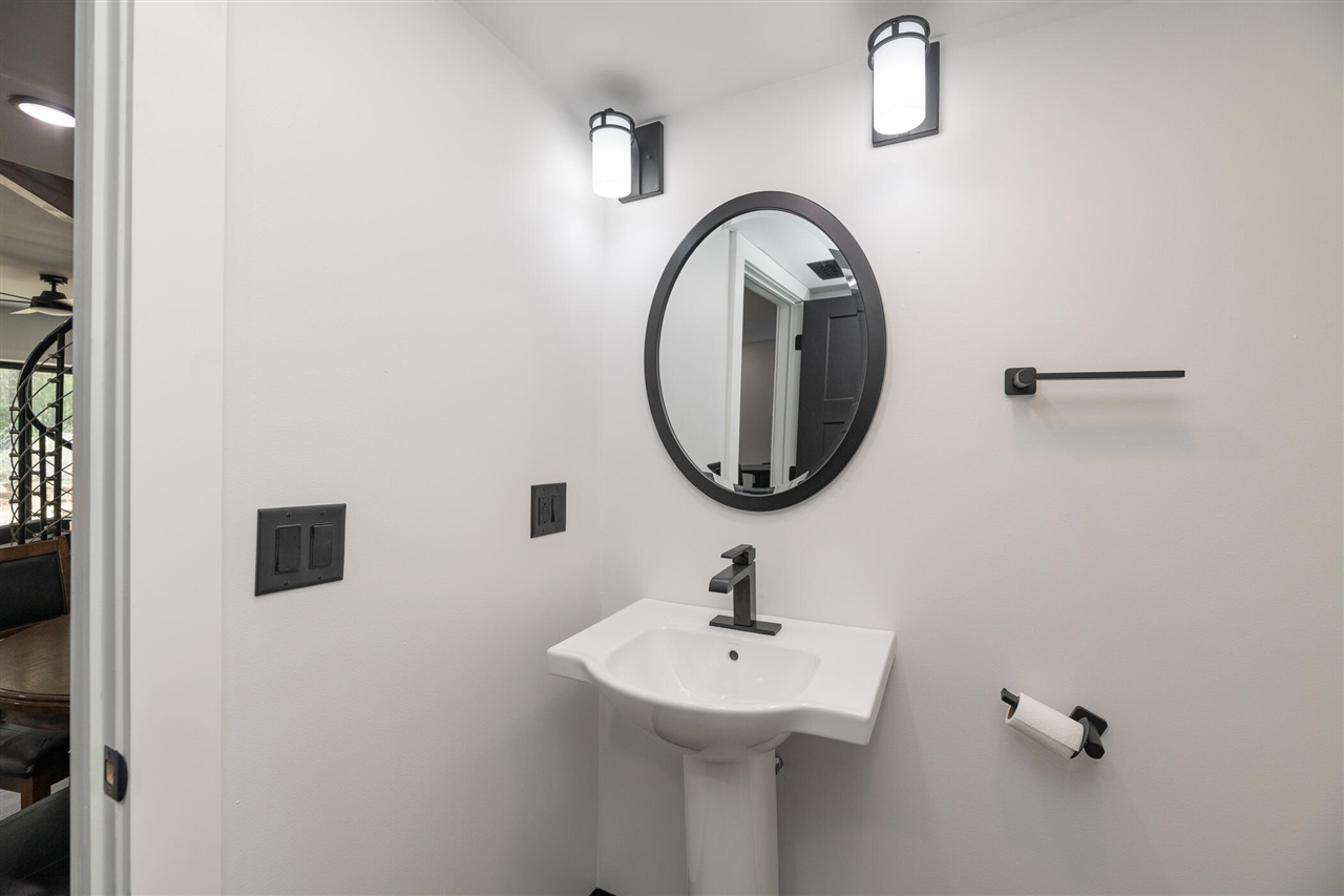 10771 N 47th Street, Augusta, MI, 49012-9637