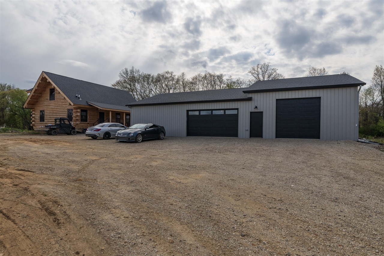 10771 N 47th Street, Augusta, MI, 49012-9637