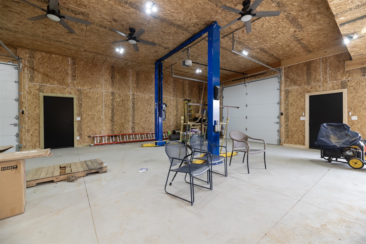 10771 N 47th Street, Augusta, MI, 49012-9637