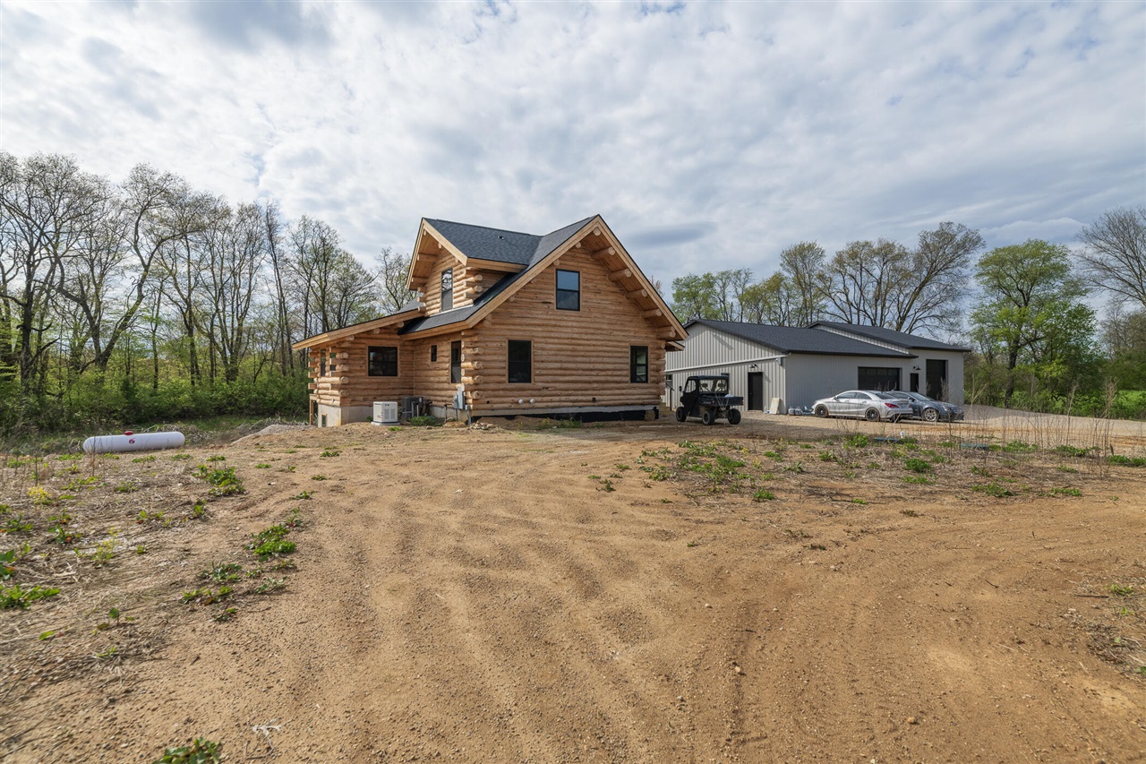 10771 N 47th Street, Augusta, MI, 49012-9637