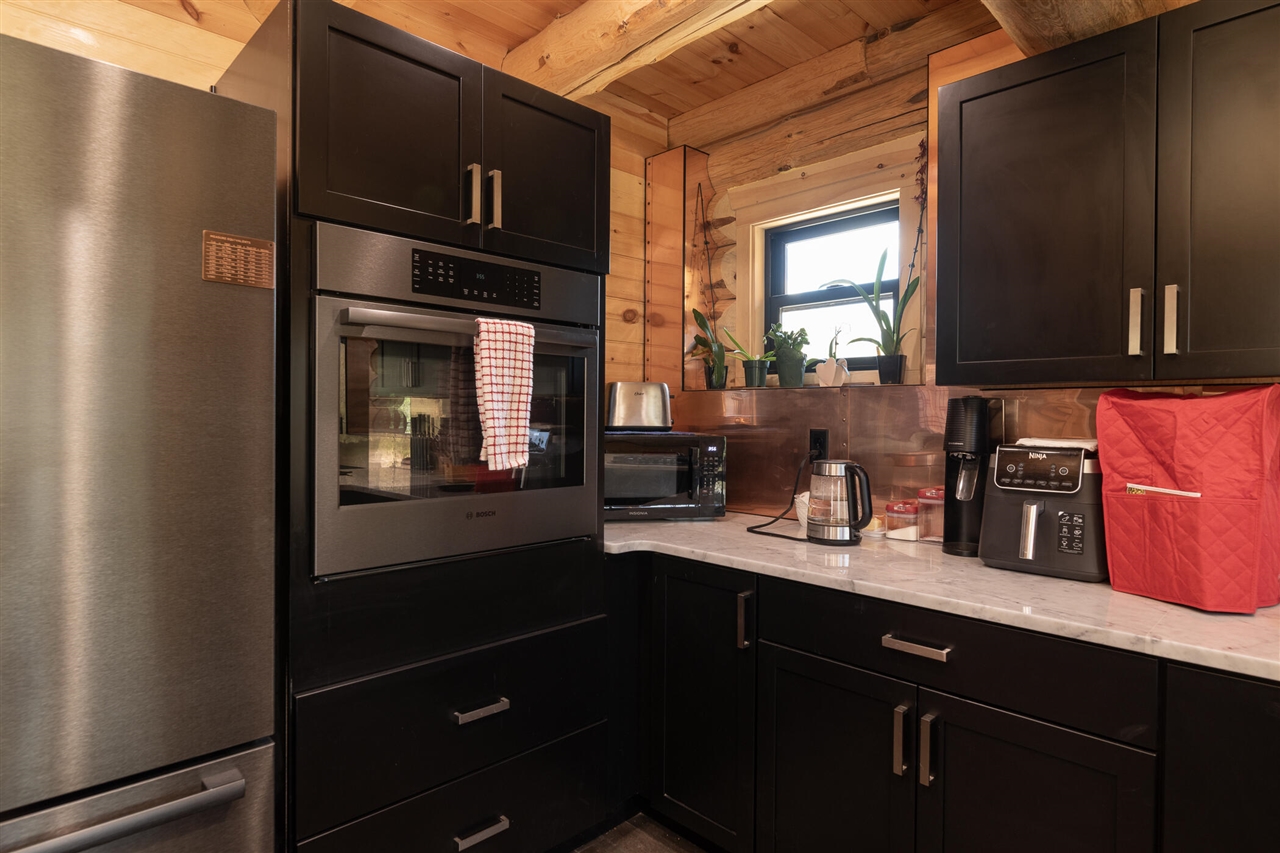10771 N 47th Street, Augusta, MI, 49012-9637