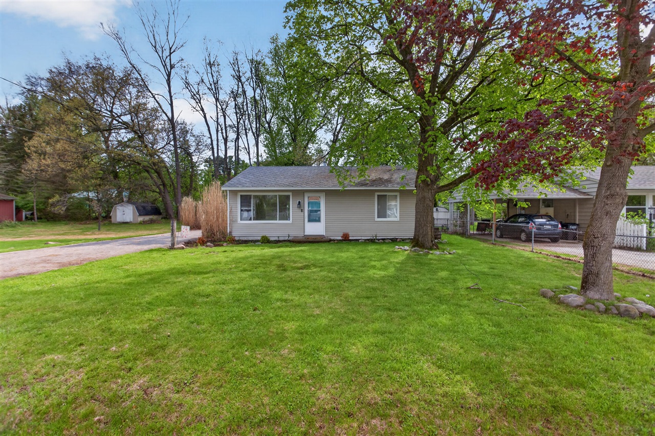 3455 Acacia Boulevard, Jackson, MI, 49203-5166