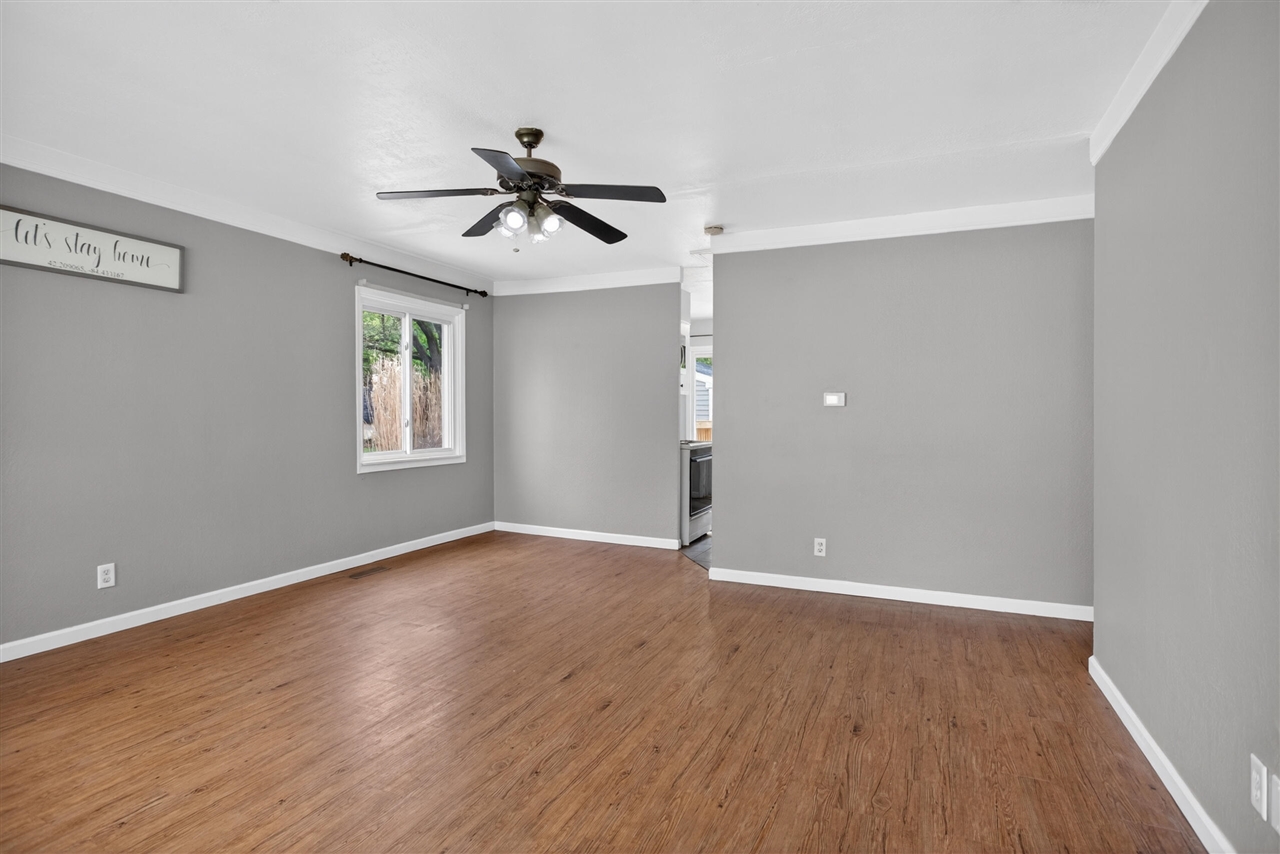 3455 Acacia Boulevard, Jackson, MI, 49203-5166