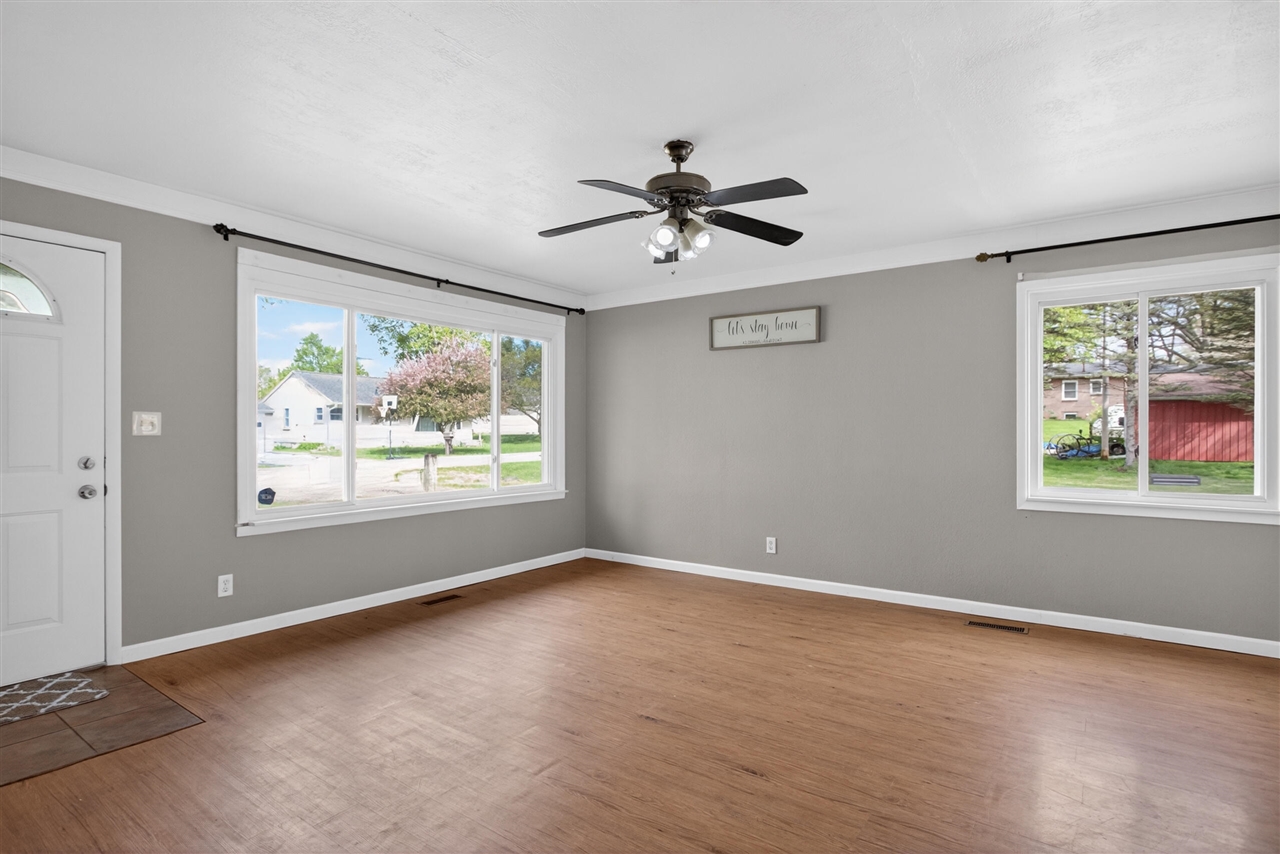 3455 Acacia Boulevard, Jackson, MI, 49203-5166