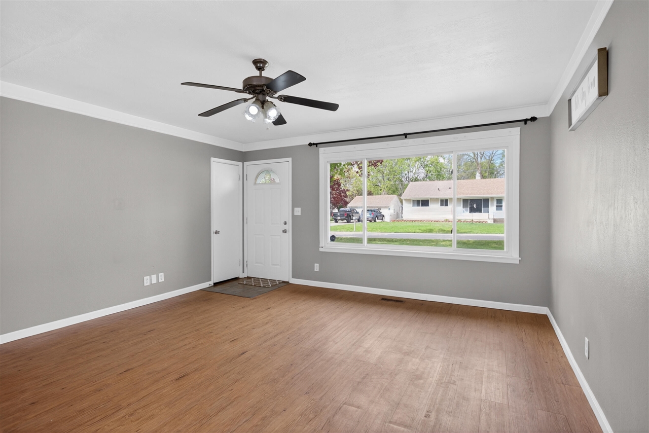 3455 Acacia Boulevard, Jackson, MI, 49203-5166